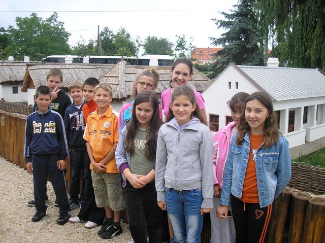 Aszar_2012